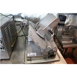 GLOBE 500 SLICER