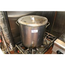 MEDIUM STOCK POT