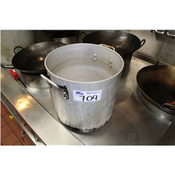 MEDIUM STOCK POT
