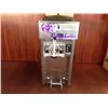 Image 1 : Stoelting E111-371-YG2 ICE CREAM MACHINE