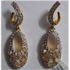 Image 1 : 8.12g Earring in 14kt 7.892g Gold,1.14 Ctw Diamond