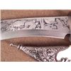Image 2 : DOUBLE ENGRAVED HUNTING KNIFE EAGLE SPREAD OVER GRIP