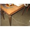 Image 1 : END TABLE