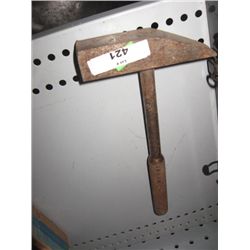 CHIPPING HAMMER