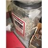 Image 1 : TUB OF NAILS