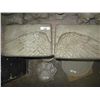 Image 1 : CONCRETE FIGURE - NEW - PLAQUE - WINGS - 2PC