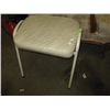 Image 1 : STOOL