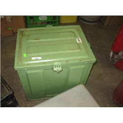 GREEN METAL BOX - TALL