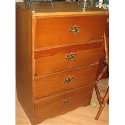 DRESSER - 4 DRAWER