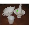 Image 1 : MILK GLASS - 3PC