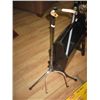 Image 1 : GUITAR STAND