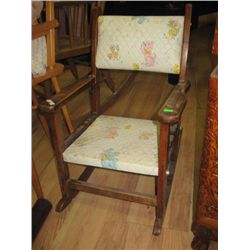 VINTAGE ROCKING CHAIR