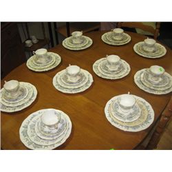 ROYAL ALBERT - SILVER MAPLE SERIES - 5PC X 10 PLAC