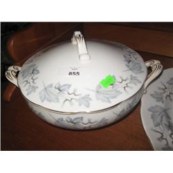 ROYAL ALBERT - SILVER MAPLE SERIES - SERVING DISH