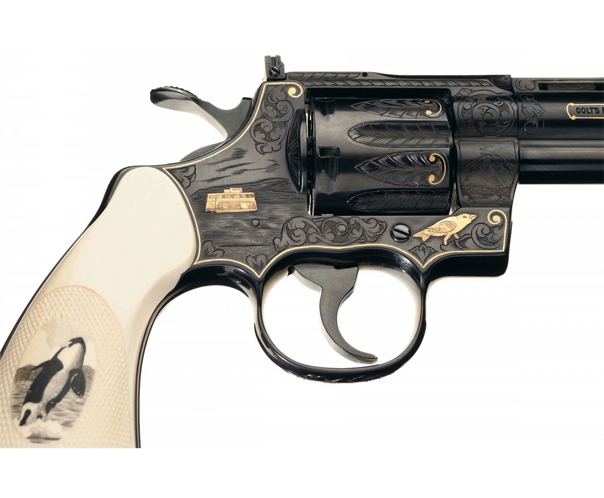 Magnificent Cased Pair of Consecutively Serial Numbered Engraved Gold ...