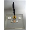 Image 1 : A PEN HOLDER WITH PROOF U.S. COINS FROM 1963 ENCASED IN A LUCITE BASE