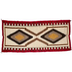 Red and White Eye Dazzler Rug