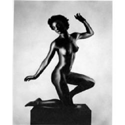 Bailey, Basil,Living bronze,36,4 x 28,5 cm,bromideprint,stamped and signet,the back with exhibiti...