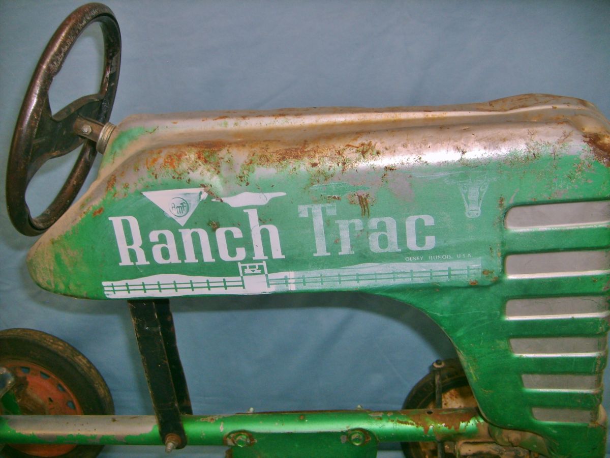 AMF Ranch Trac, antique pedal tractor, chain drive, 26”H x 34”W, light