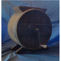 Cedar cylinder churn