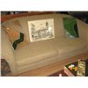 Image 2 : LOVESEAT, COUCH & CHAIR