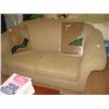 Image 3 : LOVESEAT, COUCH & CHAIR