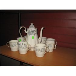 ROYAL ALBERT - SILVER MAPLE SERIES - COFFEE POT & ROYAL ALBERT - SILVER MAPLE SERIES - COFFEE POT & 