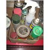 Image 1 : BOX OF SRPAY PAINT ETC