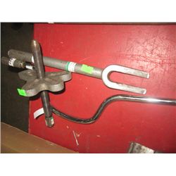 HAMMER PULLER, SPEED WRENCH & BALL JOINT PULLER