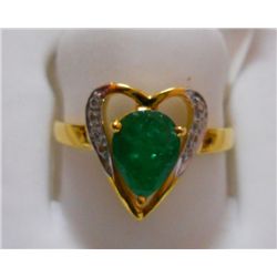 Ring of Diamond 0.06 Ctw,Emerald 1.23 Ctw in 2.14g 14kt Yellow Gold