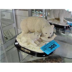 Natelia collection decorative polar bear figurine