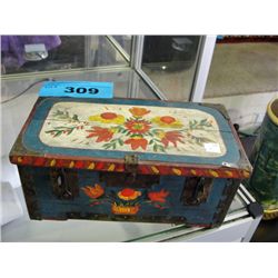 Vintage folk art style keep sake box made in hawai