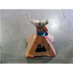 One 6Ton jack stand