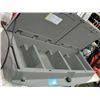 Image 1 : Automobile storage hatch