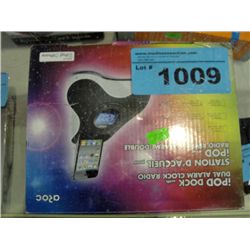 Ipod dock with dual alarm clock radio