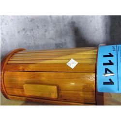 Wooden roll top jewelry box