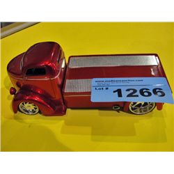 diecast metal collectors car Ford Cua