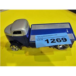 Diecast metal collectors car 1957 ford Coe