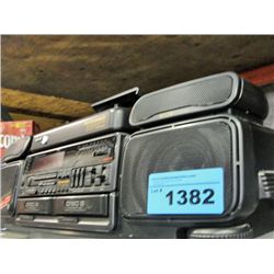 Sanyo ghetto blaster stereo
