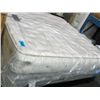 Image 1 : King size mattress and boxspring set