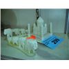 Image 1 : 3 carved soap stone figurines; taj mahal, and 2
