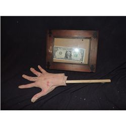 SILICONE HAND WITH SKELETAL STRUCTURE FOR BROKEN BONES SHOT