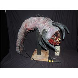 ANIMATRONIC ALIEN CARNIVOROUS WORM CREATURE PUPPET INTACT WITH CONTROLERS