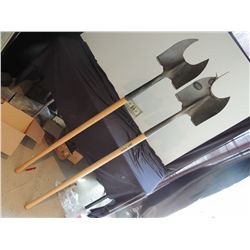 TRUE BLOOD VAMPIRE KILLING WEAPON SHOVEL USED TO BEHEAD A VAMPIRE SCREEN USED