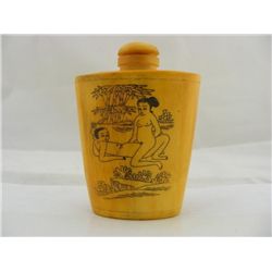 Erotic hand carved Snuff Bottle