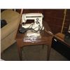 Image 1 : SEWING MACHINE
