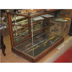 TURN OF THE CENTURY WOOD AND GLASS SHOWCASE TURN OF THE CENTURY WOOD AND GLASS SHOWCASE