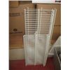 Image 1 : LOT OF WIRE CLOSET SHELVING