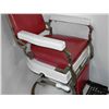 Image 5 : Antique Koken Pocelain Barber Chair