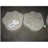 Image 1 : CONCRETE - PAWS - SMALL - 2
